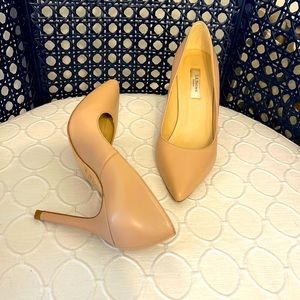 LK Bennett London tan leather pumps high pointers heels